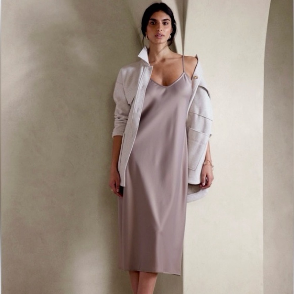 EUC Banana Republic Midi Satin Dress Romantic Shimmery Rare Lilac Gray Violet L